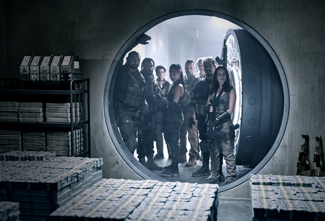 Army Dead 1 - Copyright NETFLIX