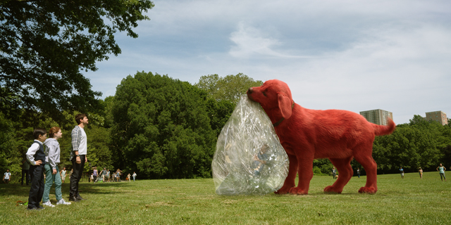 Clifford 2 - Copyright PARAMOUNT PICTURES