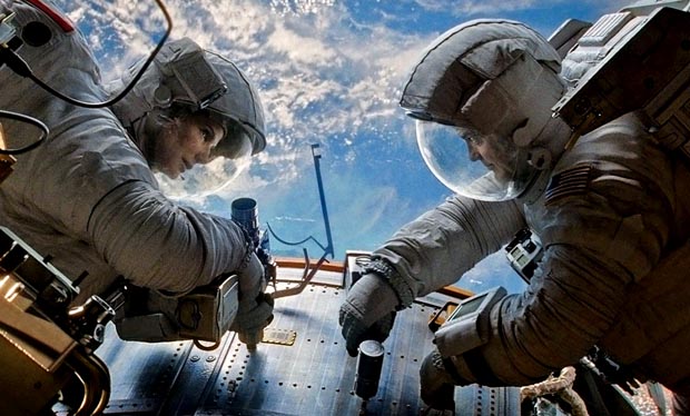GRAVITY, Copyright Warner Bros.