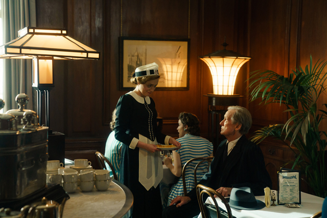 Living 2 - Copyright SONY PICTURES