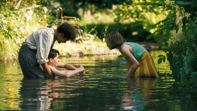 Secret Garden 2 - Copyright STUDIOCANAL