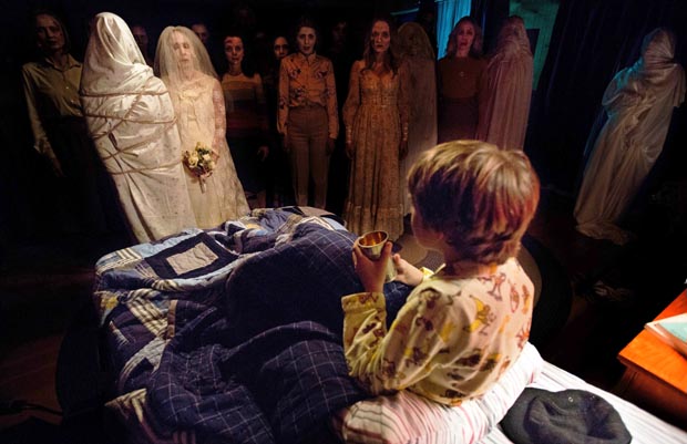 Insidious-2-1, Copyright FilmDistrict / Sony Pictures International